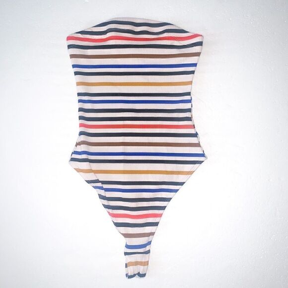 Out from under strapless bodysuit - Picture 1 of 1